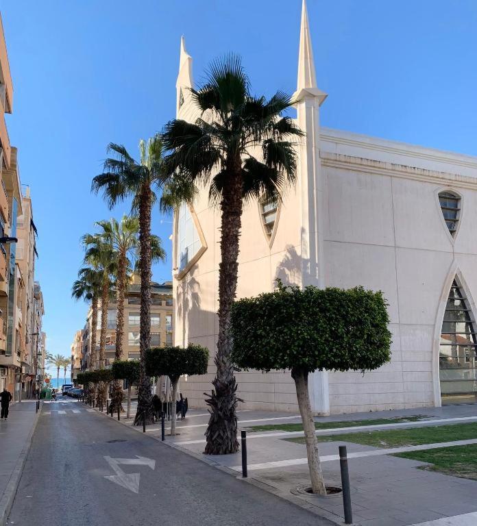 Apartmán Eb By Zanis Torrevieja Exteriér fotografie
